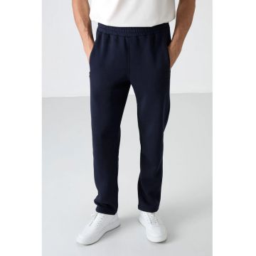 Pantaloni de trening - Barbati - Pantaloni de trening TOMMY pentru barbati Regular Fit din fleece -