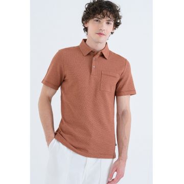 Tricou polo cu buzunar pe piept - Maro cognac