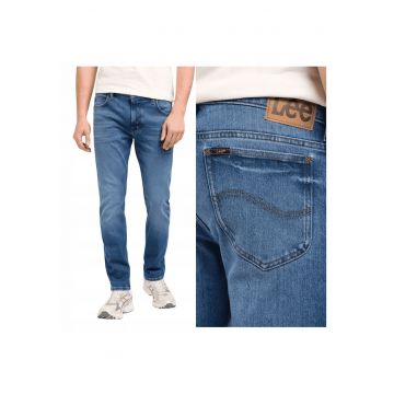 Blugi mulati pentru barbati -  Marimea 38/32 - Albastru - Model Rider - Croiala stransa Slim fit cu picioare modern ingustate - Talie medie standard - Inchidere cu fermoar metalic rezistent