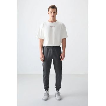 Pantaloni de trening - Barbati - Pantaloni de trening TOMMY pentru barbati - din fleece - croiala Gri