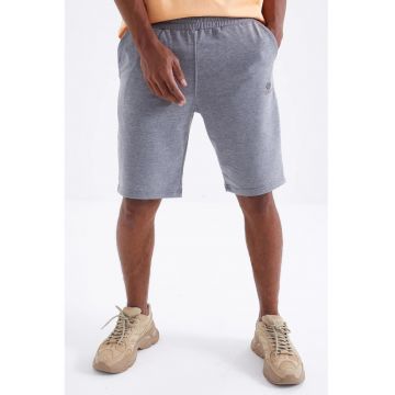 Pantaloni scurti - Barbati - Pantaloni scurti barbati TOMMY din jerseu cu snur in talie - Gri deschis -