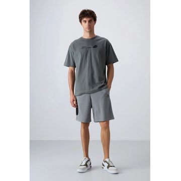 Pantaloni scurti - Barbati - Pantaloni scurti cargo TOMMYcu croiala pentru - Gri