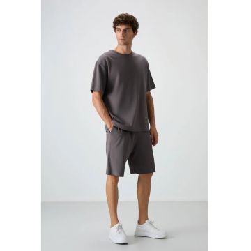 Set Trening Lifestyle Barbati -  Tricou Supradimensionat si Pantaloni Scurti - Gri Antracit - Elastic - Bumbac/Poliester