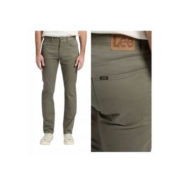 Pantaloni Barbati -  Marimea 34/32 - Verde - Daren - Croiala Straight Fit - Model Drept Regular - Talie Joasa - 5 Buzunare