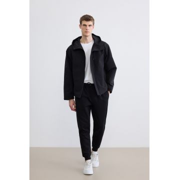 Pantaloni regular fit de trening cu snururi - Negru
