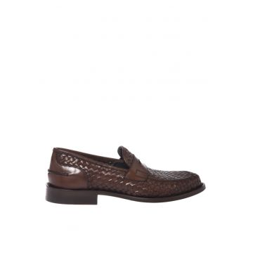 Pantofi loafer de piele cu model stantat - Maro