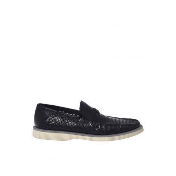 Pantofi loafer de piele cu perforatii - Negru