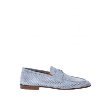 Pantofi loafer de piele intoarsa cu perforatii - Albastru deschis