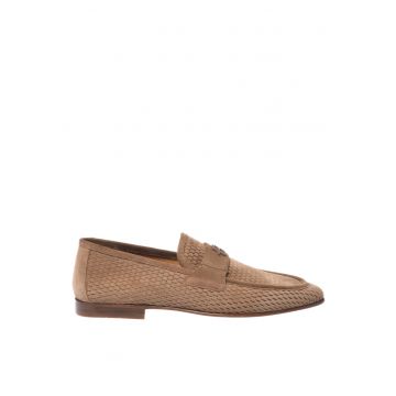 Pantofi loafer de piele intoarsa cu perforatii - Bej