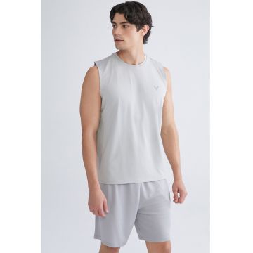 Top regular fit cu logo discret - Gri deschis