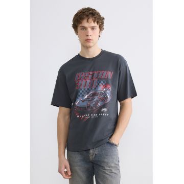 Tricou cu decolteu la baza gatului si imprimeu grafic - Albastru prafuit/Gri inchis