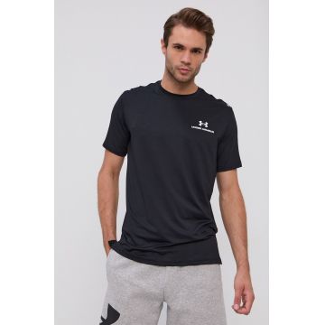 Under Armour tricou de antrenament Rush Energy culoarea negru, neted