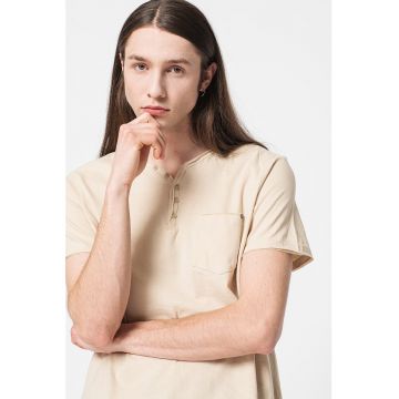 Tricou de bumbac cu buzunar aplicat pe piept