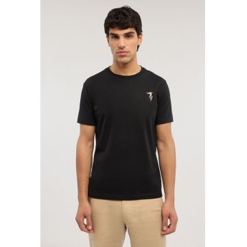 Tricou cu decolteu la baza gatului si logo pe piept - Negru