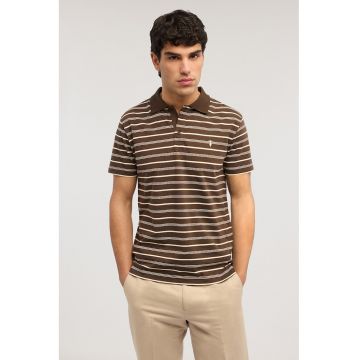 Tricou polo cu model in dungi - Maro cafeniu/Bej inchis
