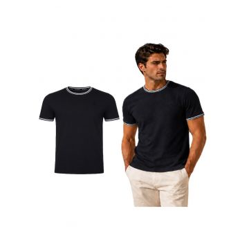 Tricou regular fit cu decolteu la baza gatului