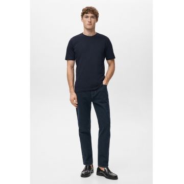 Tricou slim-fit din bumbac cu decolteu la baza gatului - Albastru ultramarin