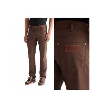Blugi Barbati -  Greensboro - W36-L32 US - Maro - Bumbac - Design Clasic Casual - Ideal Pentru Uz Zilnic - Material Premium Confortabil - Aspect Denim Modern - 5 Buzunare - Fermoar
