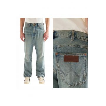 Blugi Barbati -  Frontier - W34-L32 US - Albastru - Bumbac - Design Clasic Casual - Ideal Pentru Uz Zilnic - Material Premium Confortabil - Aspect Denim Modern - 5 Buzunare - Fermoar