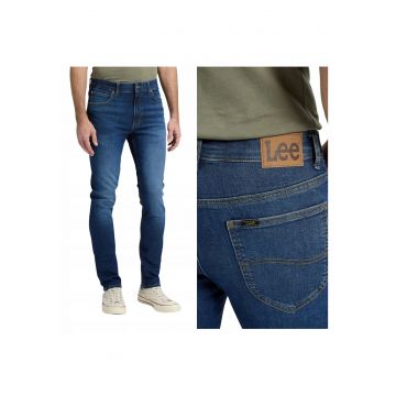 Blugi Barbati -  Luke - W36-L30 US - Albastru - Bumbac - Design Clasic Casual - Ideal Pentru Uz Zilnic - Material Premium Confortabil - Aspect Denim Modern - 5 Buzunare - Fermoar