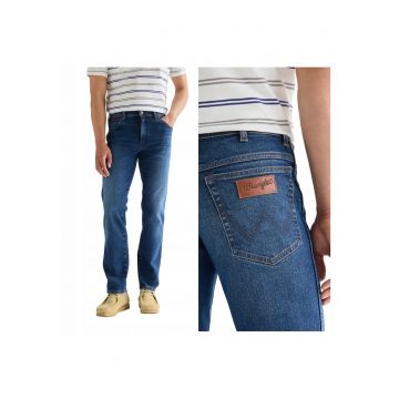 Blugi Barbati -  Texas - W33-L34 US - Albastru - Bumbac - Design Clasic Casual - Ideal Pentru Uz Zilnic - Material Premium Confortabil - Aspect Denim Modern - 5 Buzunare - Fermoar