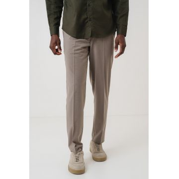 Pantaloni eleganti cu pensa - Maro inchis