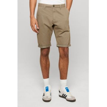 Pantaloni scurti chino cu talie medie - Maro deschis