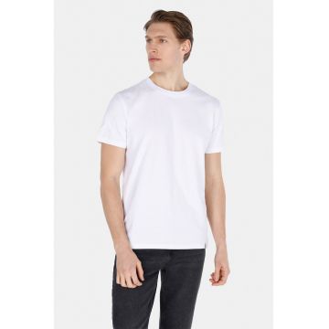 Tricou din bumbac cu decolteu la baza gatului