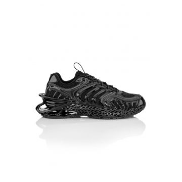 Pantofi sport cu insertii lacuite - Negru