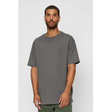 Tricou supradimensionat cu maneci cazute