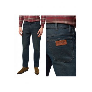 Pantaloni Barbati -  Texas - Croi Straight Fit - Stil Drept - Regulamentar - Inaltimea Taliei Medie - Numar De Buzunare 5 - Albastru - Albastru