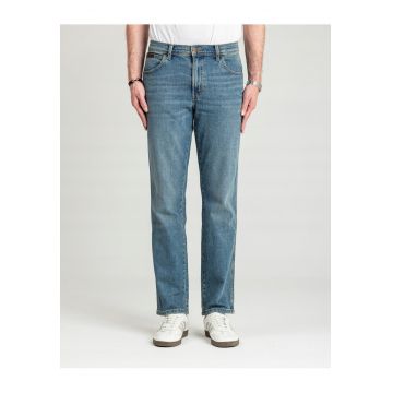 Pantaloni Jeans -  Texas - Marime 34/34 - Croi Straight Fit - Stil Drept - Inaltimea Taliei Medie - Inchidere Fermuar - Albastru