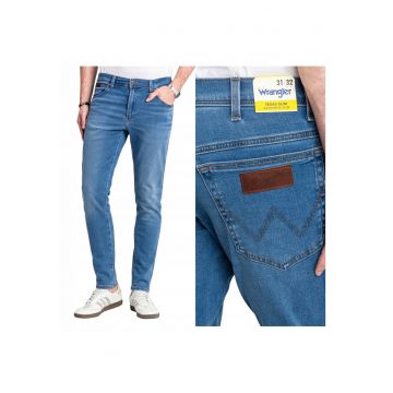 Pantaloni Jeans -  Texas Slim - Marime 33/30 - Croi Slim Fit - Stil Conic - Ajustat - Inaltimea Taliei Medie - Numar De Buzunare 5 - Albastru