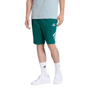 Pantaloni scurti cu imprimeu logo si snur de ajustare in talie - Alb/Verde inchis