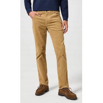 Blugi Barbati -  Greensboro - Straight Fit - Talie Joasa - 5 Buzunare - Fermoar - Lungi - Bumbac - Maro - Maro