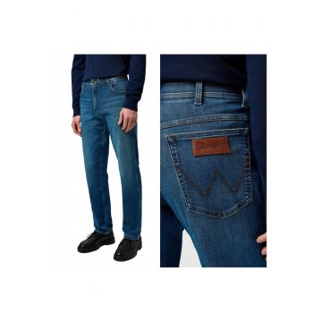Blugi slim fit cu talie medie