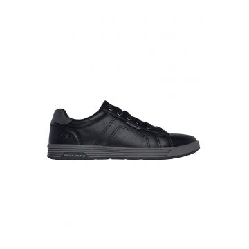 Pantofi sport low-cut din material sintetic cu sireturi - Negru