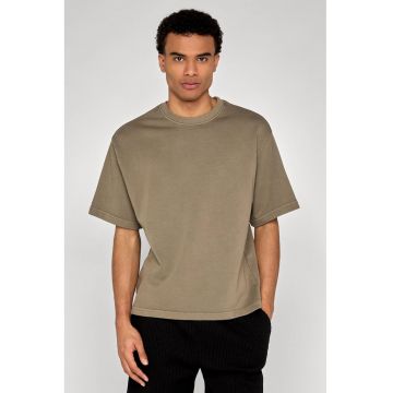 Tricou lejer cu decolteu la baza gatului - Kaki