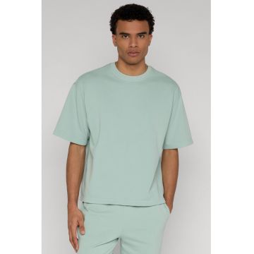Tricou lejer cu decolteu la baza gatului - Verde pastel