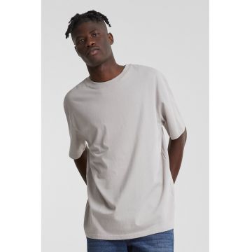 Tricou supradimensionat cu maneci cazute