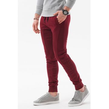Pantaloni sport cu cusaturi accentuate Pantaloni sport cu cusaturi accentuate