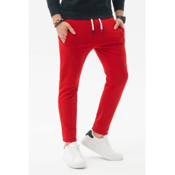Pantaloni sport cu doua buzunare oblice Pantaloni sport cu doua buzunare oblice