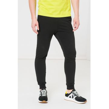 Pantaloni sport slim fit cu buzunar laterale