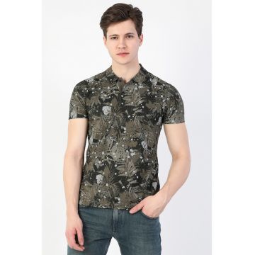 Tricou polo cu model vegetal