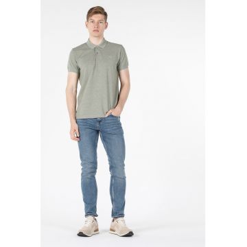 Tricou polo regular fit cu logo brodat discret