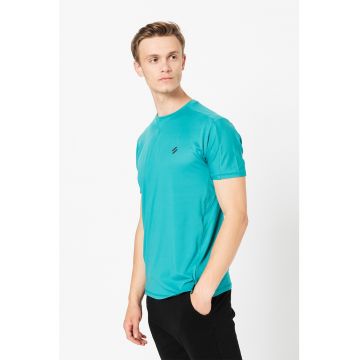 Tricou cu decolteu la baza gatului si maneci raglan