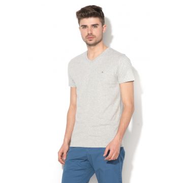 Tricou slim fit cu decolteu in V G234104-