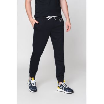 Pantaloni sport cu cordon in talie