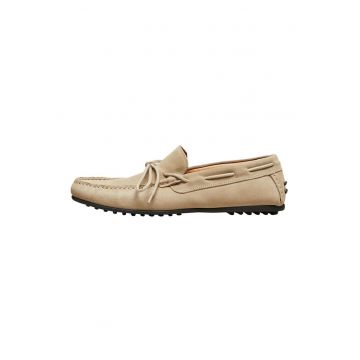Pantofi boat de piele intoarsa
