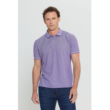 Tricou polo slim fit cu fenta cu nasturi